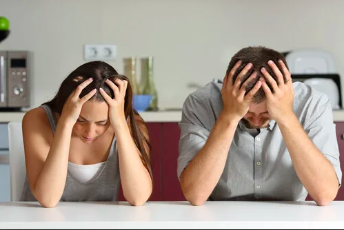 Pria dan wanita hadapi nyeri